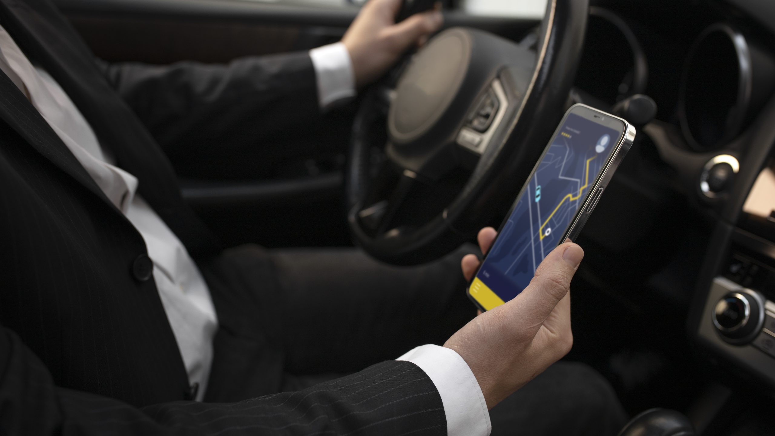 How to Book a Car Rental Online in Qatar in Under 5 Minutes